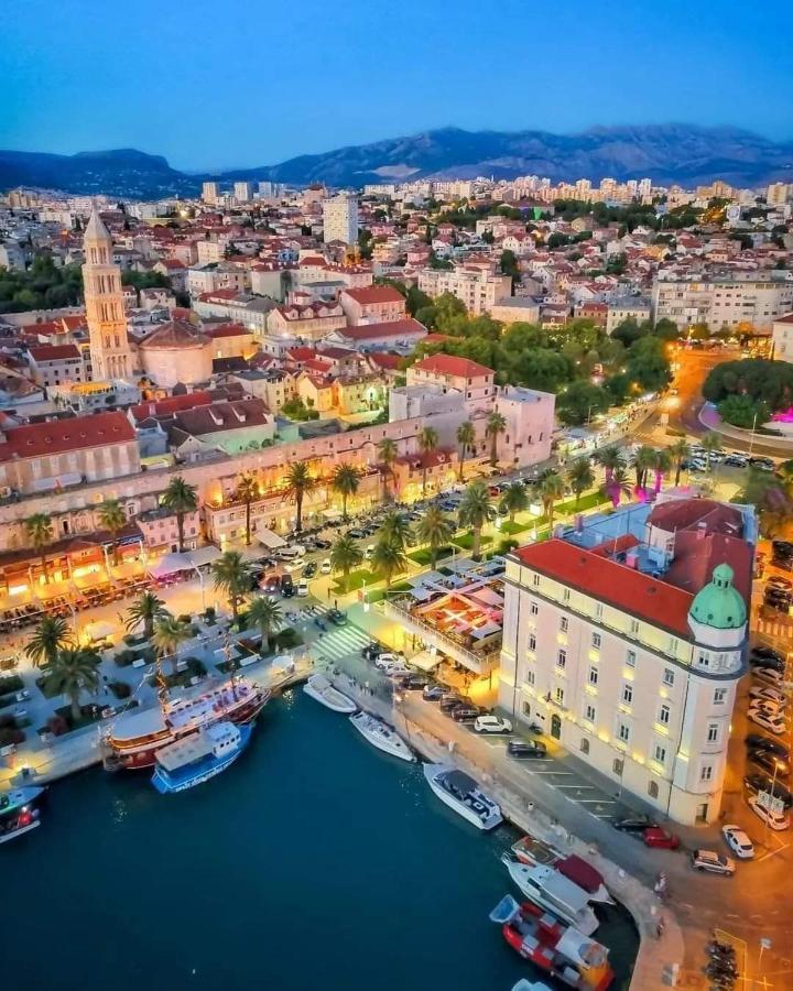 Luxury Studio Adriatic 2 Спліт Екстер'єр фото